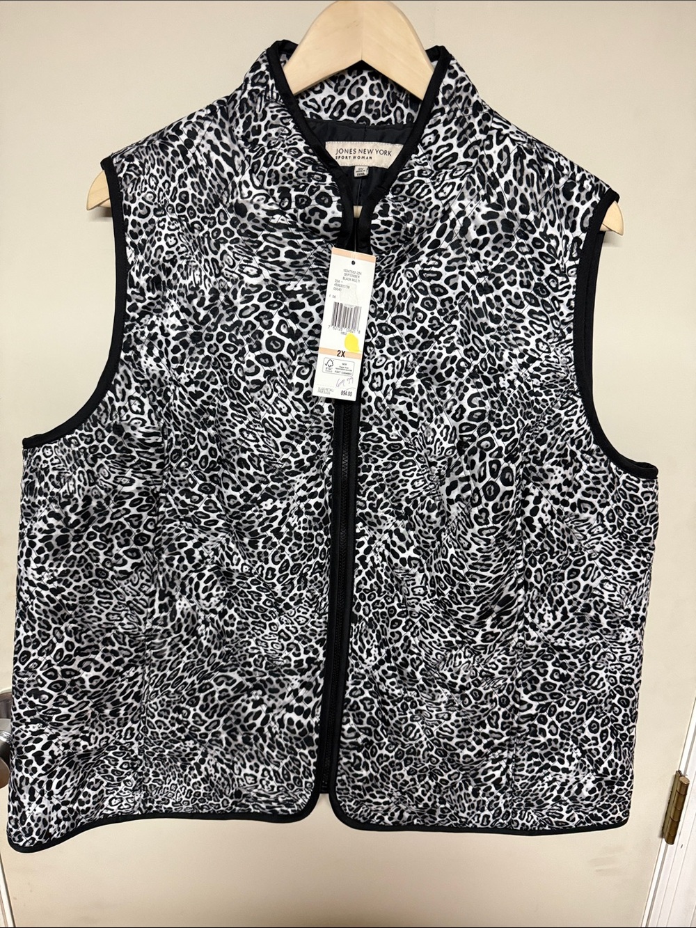 Jones New York Black & White Leopard Print Quilted Vest